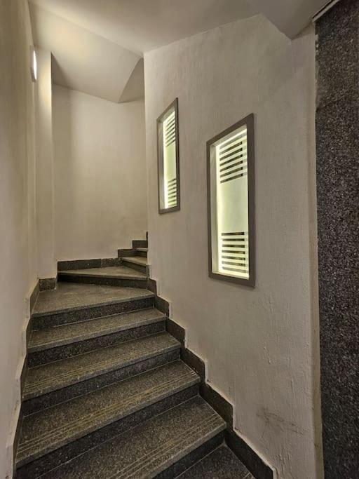 Apartment Luxury 3 Bedroom By A1 - 303