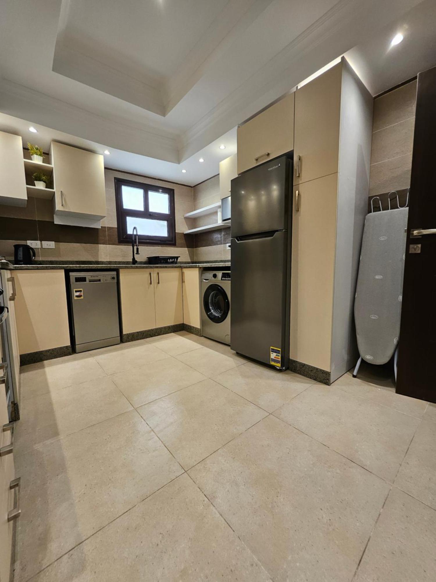 Luxury 3 Bedroom By A1 - 303 *